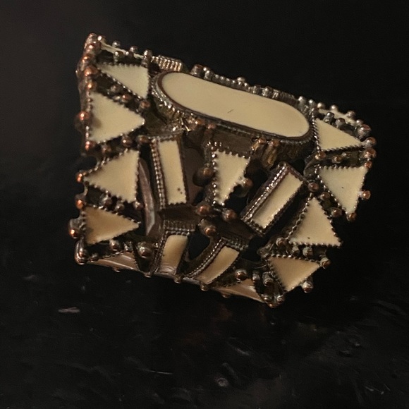 Costume Jewelry ring. Vintage - Picture 3 of 5